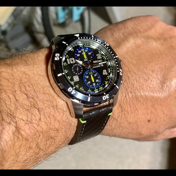 Seiko Jimmie Johnson Chronograph Black Extra NATO - Picture 2 of 13